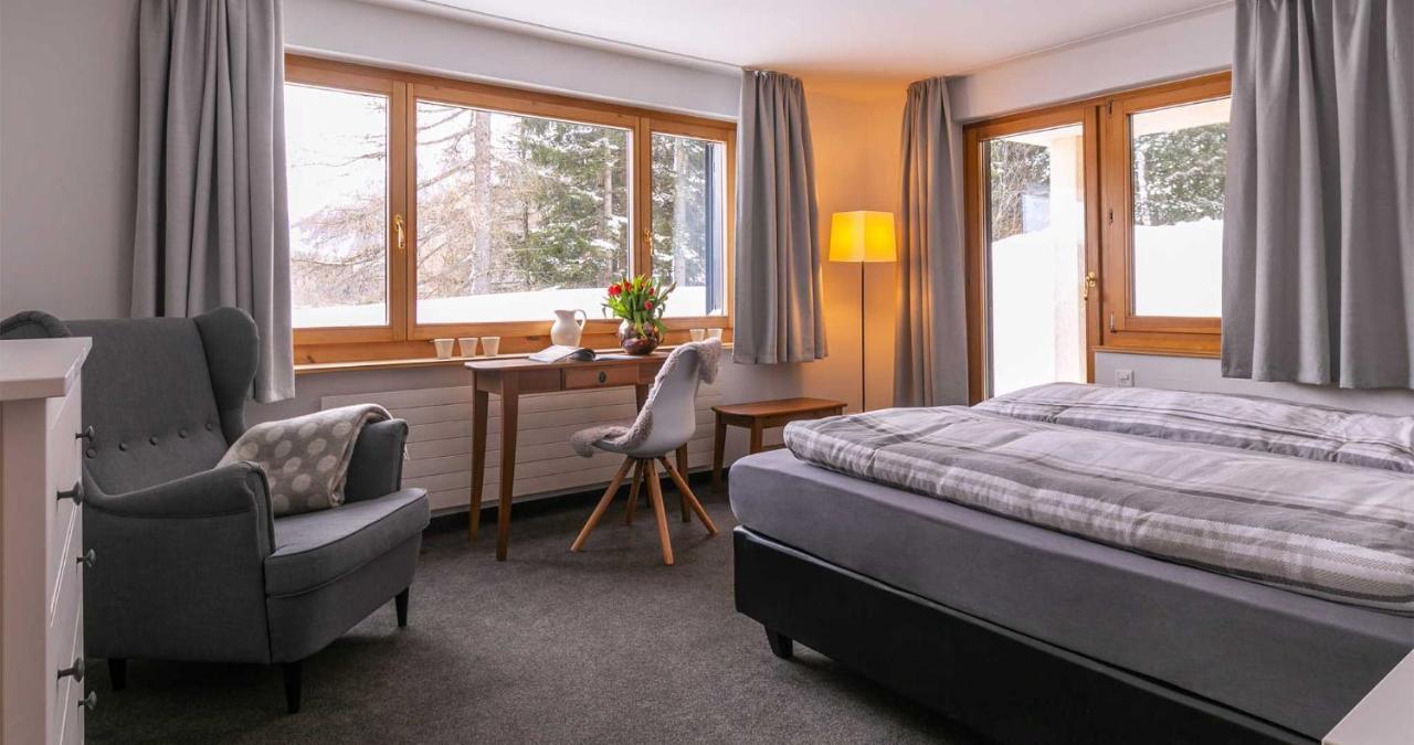 Seeblick Davos Bagian luar foto