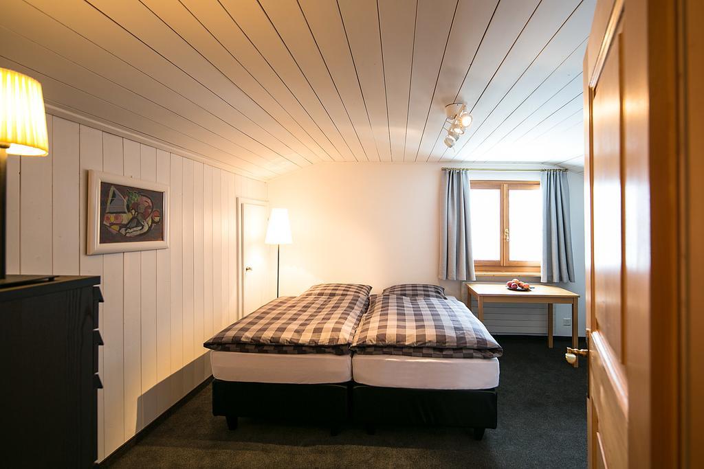 Seeblick Davos Bagian luar foto