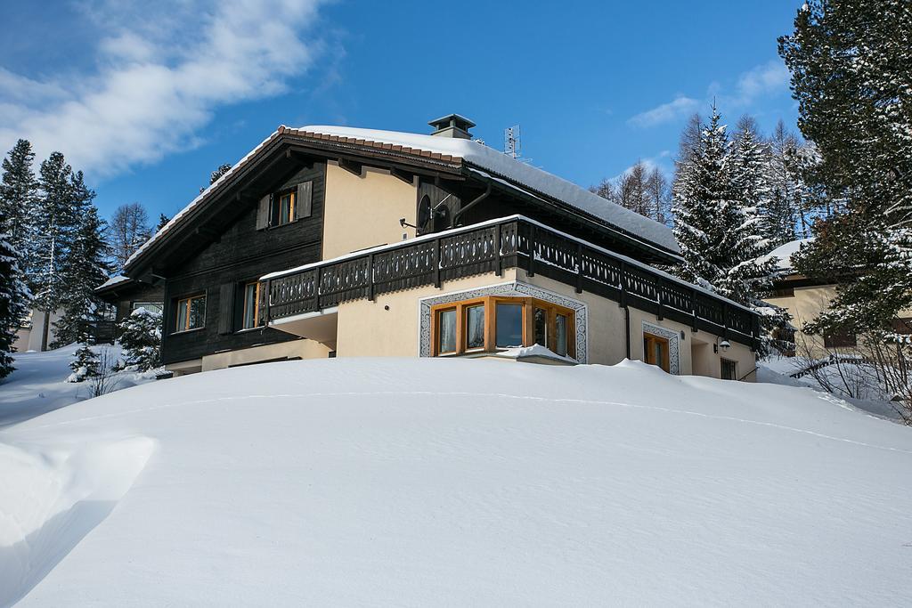 Seeblick Davos Bagian luar foto