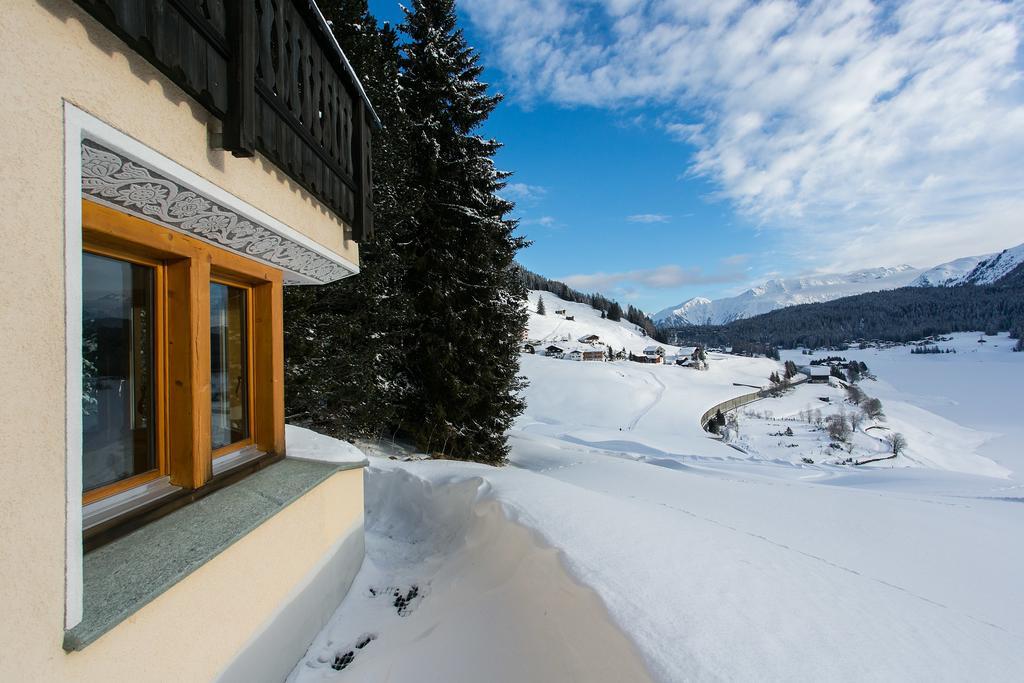 Seeblick Davos Bagian luar foto