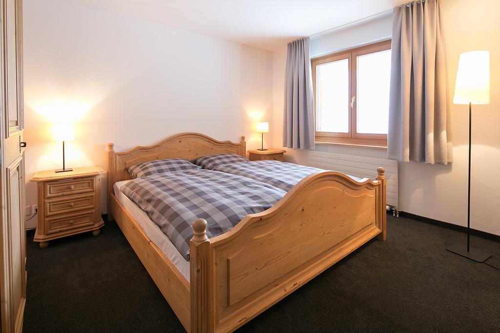 Seeblick Davos Bagian luar foto